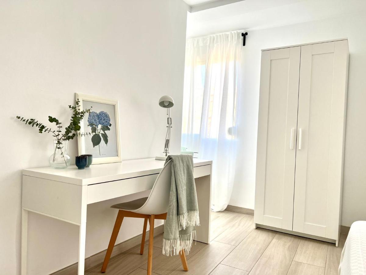 Acogedor Apartamento Cerca De La Playa Apartment Valencia Bagian luar foto