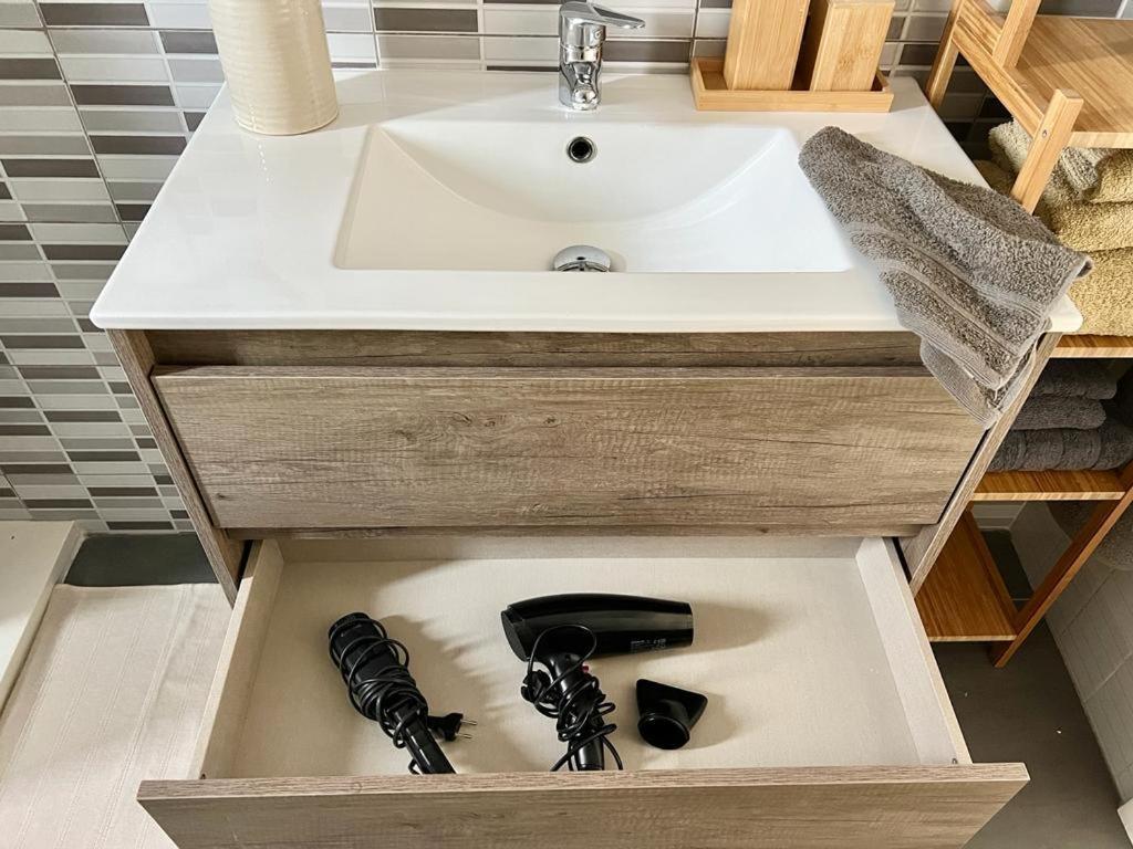Acogedor Apartamento Cerca De La Playa Apartment Valencia Bagian luar foto