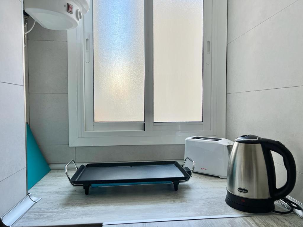 Acogedor Apartamento Cerca De La Playa Apartment Valencia Bagian luar foto
