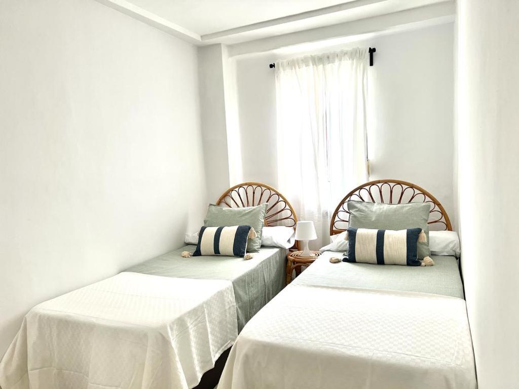 Acogedor Apartamento Cerca De La Playa Apartment Valencia Bagian luar foto